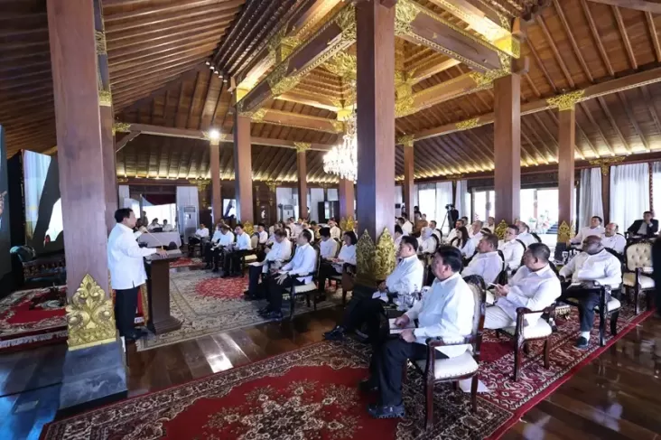 Budi Gunawan Dukung Prabowo dalam Membekali Calon Menteri, Hasto: Beliau Bukan Anggota PDIP