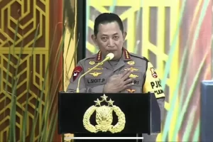 Berkat Prabowo, Kapolri Tetap Dipertahankan untuk Menjaga Stabilitas Nasional di Awal Pemerintahan
