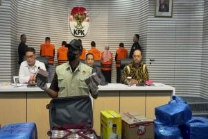 KPK Menemukan Harta Karun di Kalsel  Uang Tunai dan Dolar Senilai Rp121 Miliar Disita