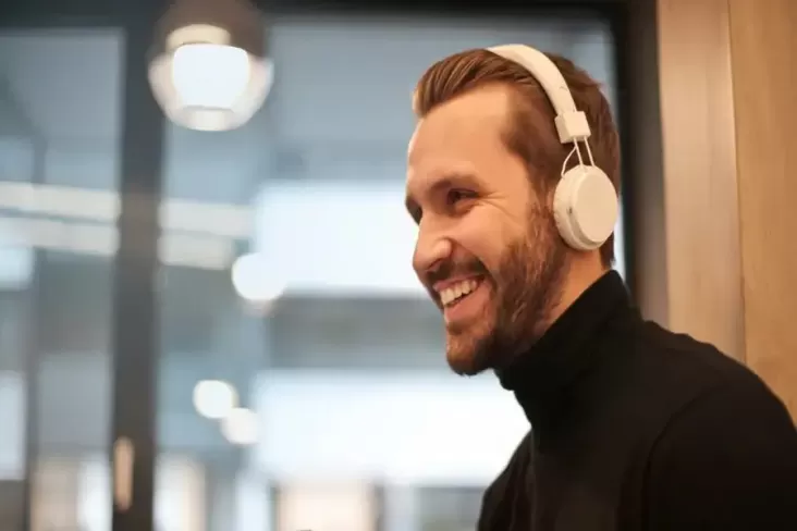 Headphone Canggih Dengan ANC, Solusi Tepat untuk Kenyamanan Penggunaan Anda