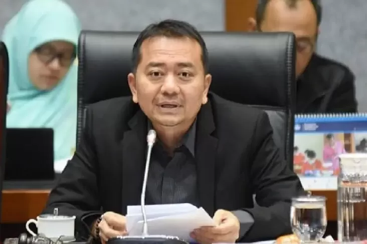 Komitmen DPR untuk Memperjuangkan Penurunan Harga Tiket Pesawat demi Kepentingan Masyarakat