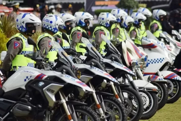 "Polri Siap Menjaga Keamanan Nataru, Operasi Lilin Akan Berlangsung dari 21 Desember 2024 hingga 2 Januari 2025"