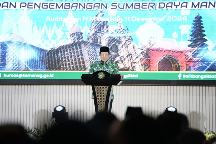 Menag Minta Bawahannya Segera Dekatkan Umat dengan Agama Mereka