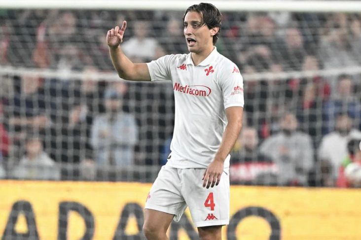 "Ini Dia Kisah Mengejutkan Edoardo Bove, Pemain Fiorentina yang Tersungkur di Lapangan Tanpa Sebab"