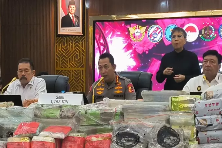 “Polisi Berhasil Amankan 2 Ton Sabu dan Ganja Senilai Miliaran Rupiah dalam Sebulan”