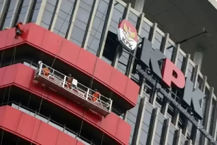 KPK Geledah Rumah pada tempat DKI Ibukota Pusat Terkait Kasus Harun Masiku Waktu petang Hal ini
