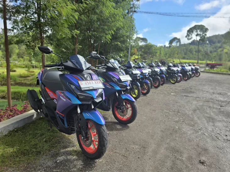 Cara lalu juga Biaya Ganti Warna Motor pada STNK