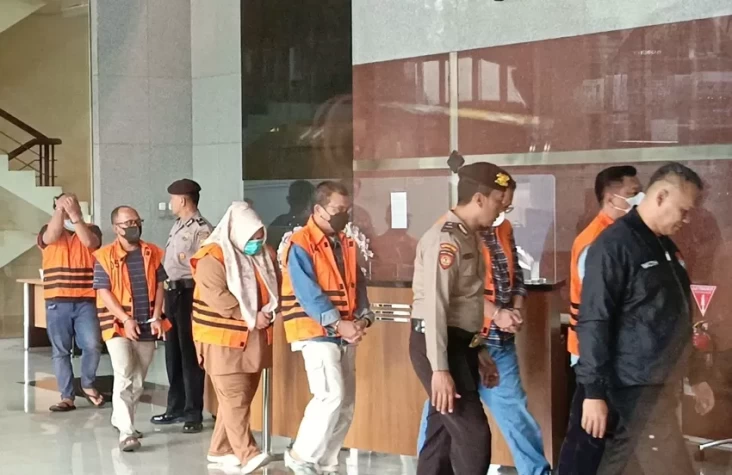 Identitas 6 Tersangka Kasus Dugaan Suap Proyek pada OKU, Anggota DPRD hingga Kepala Dinas