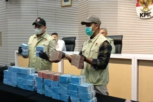 Kronologi OTT 3 Anggota DPRD OKU kemudian Kepala Dinas, Uang Rp2,6 Miliar hingga Fortuner Diamankan