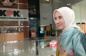 Nicke Widyawati Bungkam setelahnya Diperiksa KPK terkait Kasus Korupsi di dalam PGN