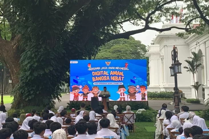 Sahkan PP Perlindungan Anak, Prabowo: Teknologi Bawa Kemajuan, Tapi Juga Bisa Merusak
