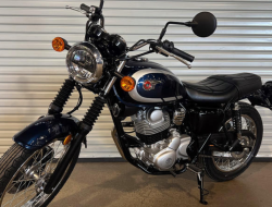 Nostalgia ’70-an Kembali Hadir! Kawasaki W230 Tampil Gaya dengan Sentuhan Modern