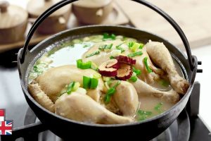 Sedap dan Praktis! Resep Samgyetang Korea dengan Slow Cooker yang Hangatkan Tubuh dan Segarkan Selera