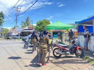 Satpol PP Depok Bongkar 110 Lapak Liar, Trotoar Diperluas untuk Pejalan Kaki