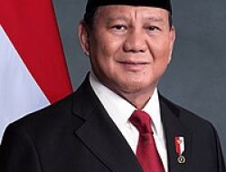 Prabowo Minta Pemecatan Bupati Aceh Selatan Usai Umrah Saat Bencana