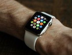 Smartwatch ECG Terbaik 2025: Akurat, Modis, dan Wajib untuk Kesehatan