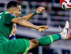 Penebusan Dosa Leo Lelis Usai Kesalahan Mematikan! Persebaya Tak Lagi Kebobolan Bunuh Diri