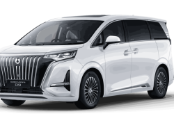 Perbandingan XPeng X9 vs Denza D9: Mana yang Lebih Unggul?