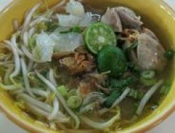 Kuliner Legendaris Tasikmalaya: Godeblag, Es Bojong, dan Nasi Tutug Oncom