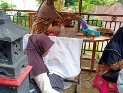 Batik Giriarum, 10 Tahun Meraih Pasar Internasional ke Paris