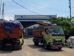 Risiko mematikan sopir truk sampah Bantargebang: kelelahan dan paparan gas metana