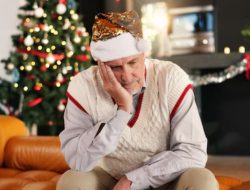 Jika Anda Merasa Lebih Kesepian Saat Natal, Psikologi Jelaskan Mengapa Terutama di Usia Senja