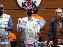 Kekayaan Mantan Bupati Basel Terancam Disita Akibat Kasus Korupsi Rp45 Miliar