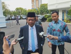 Reaksi Mahfud MD Saat Prabowo Tak Marah: ‘Biarkan Presiden Atur’