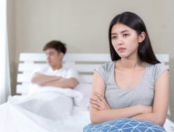 7 Sikap Pria yang Menyakiti Perasaan Pasangan, Nomor 4 Sering Diabaikan