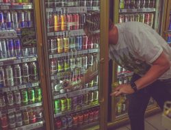 Hati-Hati! Pria Ini Alami Stroke Setelah Minum Minuman Berenergi