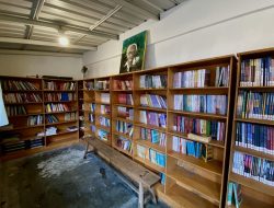 Kafe Moenasiah Semarang, Tempat Kopi dan Bacaan Bersatu