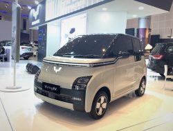 Wuling Almaz RS Hybrid: SUV Canggih dengan Teknologi Suara