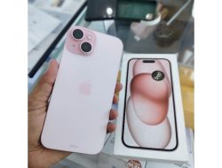 Bingung Memilih iPhone 16e 128GB atau iPhone 15 128GB Ori iBox di Januari 2026?