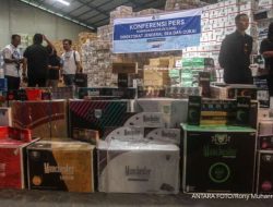 Purbaya Didesak Penuhi Janji Soal Kebijakan Cukai Rokok Baru