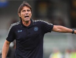 Napoli dan Milan Tampil Mengesankan di Serie A, Conte Gandang Inter dan Juventus