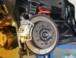 Fungsi Rem ABS yang Sering Disalahpahami: Bukan Membuat Kendaraan Berhenti Lebih Cepat