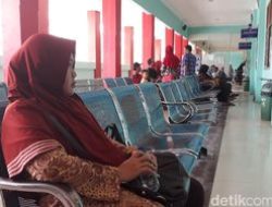 BPJS Siti Tiba-Tiba Macet Saat Kontrol Kesehatan di Solo