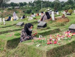 Menghitung Hari Menuju Ramadhan 2026: Adab dan Doa Ziarah Kubur