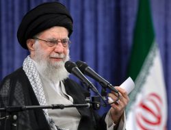 Ali Larijani: Trump Harus Bayar Nyawa Khamenei