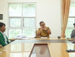 Bupati Gorut Beri Penghargaan dan Tanam 555 Pohon untuk Mahasiswa IAIN