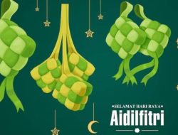 Karyawan Kampung Ketupat Dibayar Rp 4000 Per 100 Ketupat Berdasarkan Pesanan