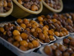 Apakah Kurma Basi? Ini Fakta dan Penjelasannya