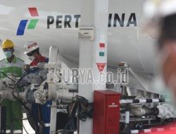 Pantau Antrean BBM di Jember, Sekda Pastikan Stok Pertalite dan Pertamax Aman