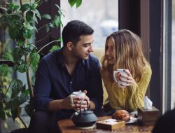 7 tanda dia hanya ingin jadi teman, perhatikan!