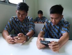 Pembatasan Medsos Anak Berlaku, Indosat dan XL Dorong Internet Sehat