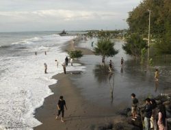 4 Pantai Menakjubkan di Pariaman yang Harus Dikunjungi saat ke Sumbar